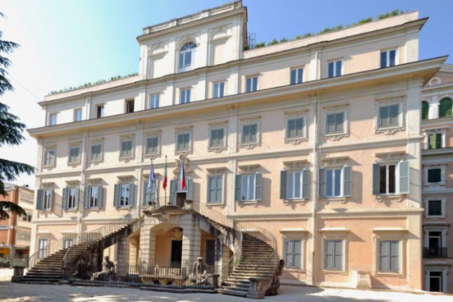 Visita guidata a Villa Altieri