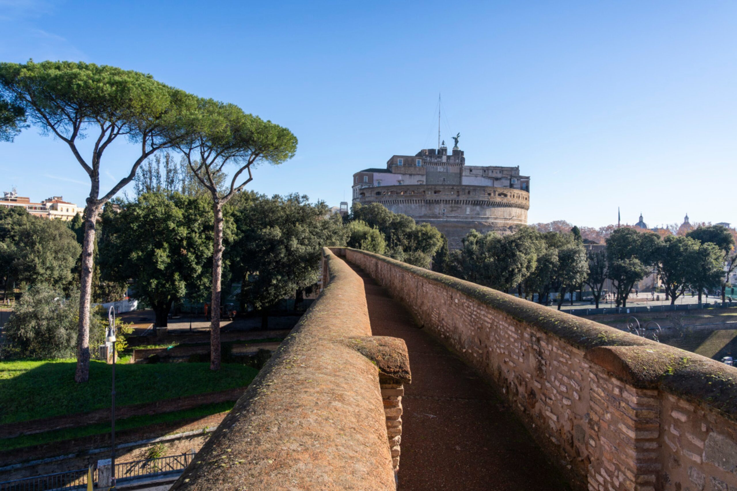 Passetto del Borgo Roma