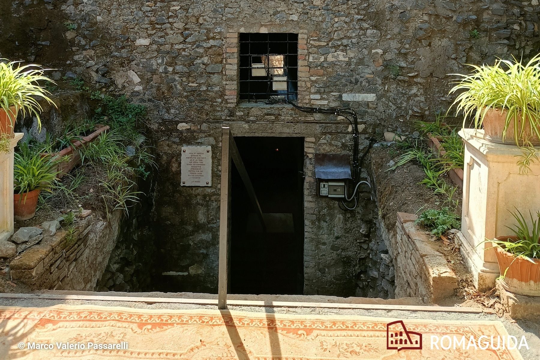 Sepolcro degli Equinozi Roma Appia Antica