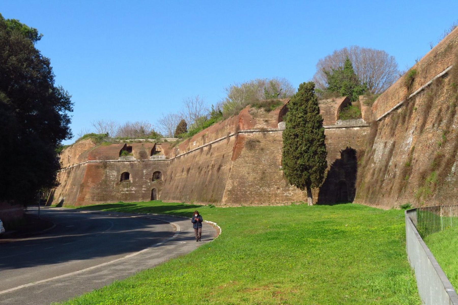 Il Bastione Ardeatino e via di Villa Pepoli Roma